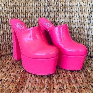 New YRU Stardust Hot Pink Platform Clog Mules